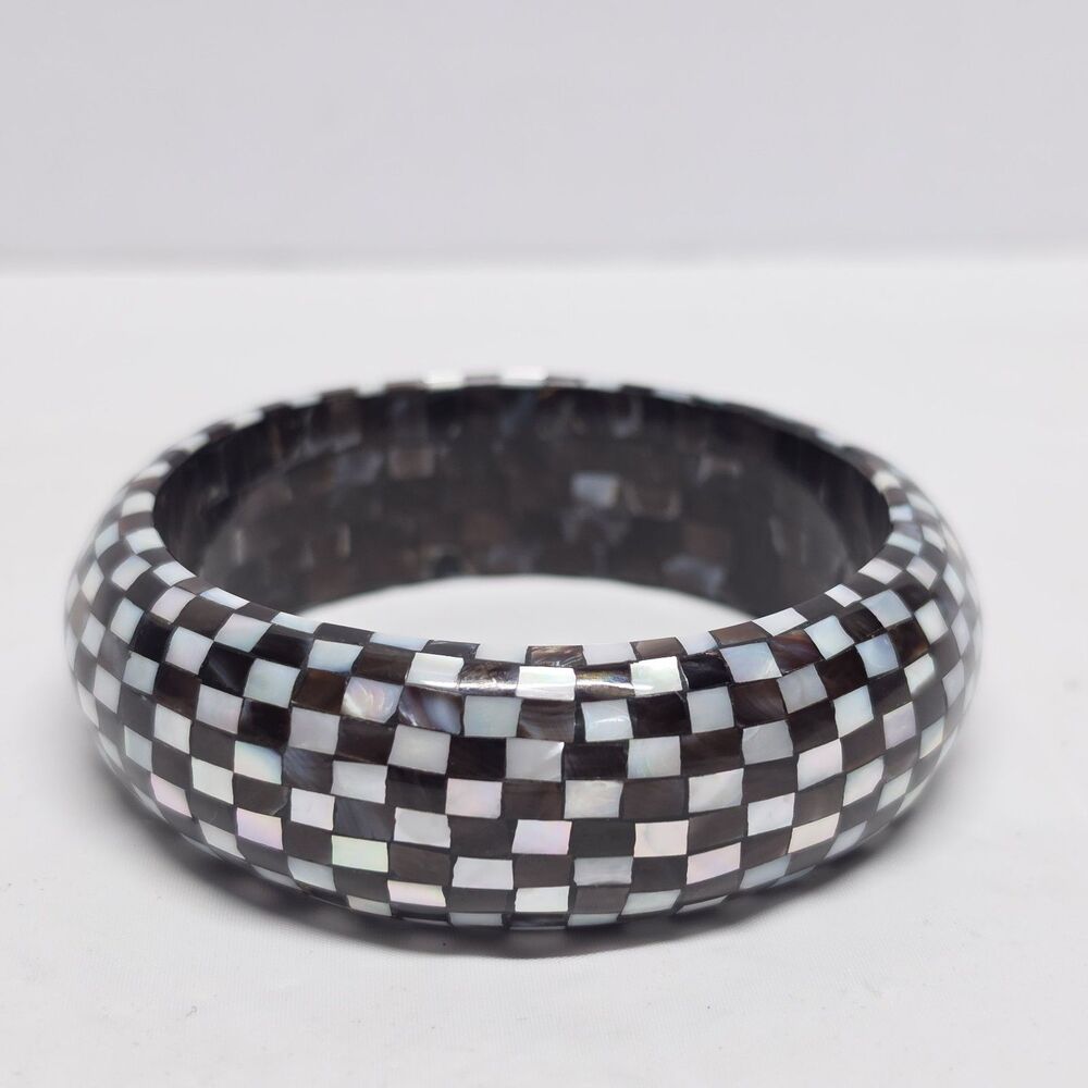 Vintage Mother of pearl Checkered Mosaic Marquetry Bangle Bracelet White & Brown